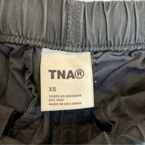 Aritzia Tna Squad Pocket Parachute Cargo Pants Baggy Black - Picture 5 of 10